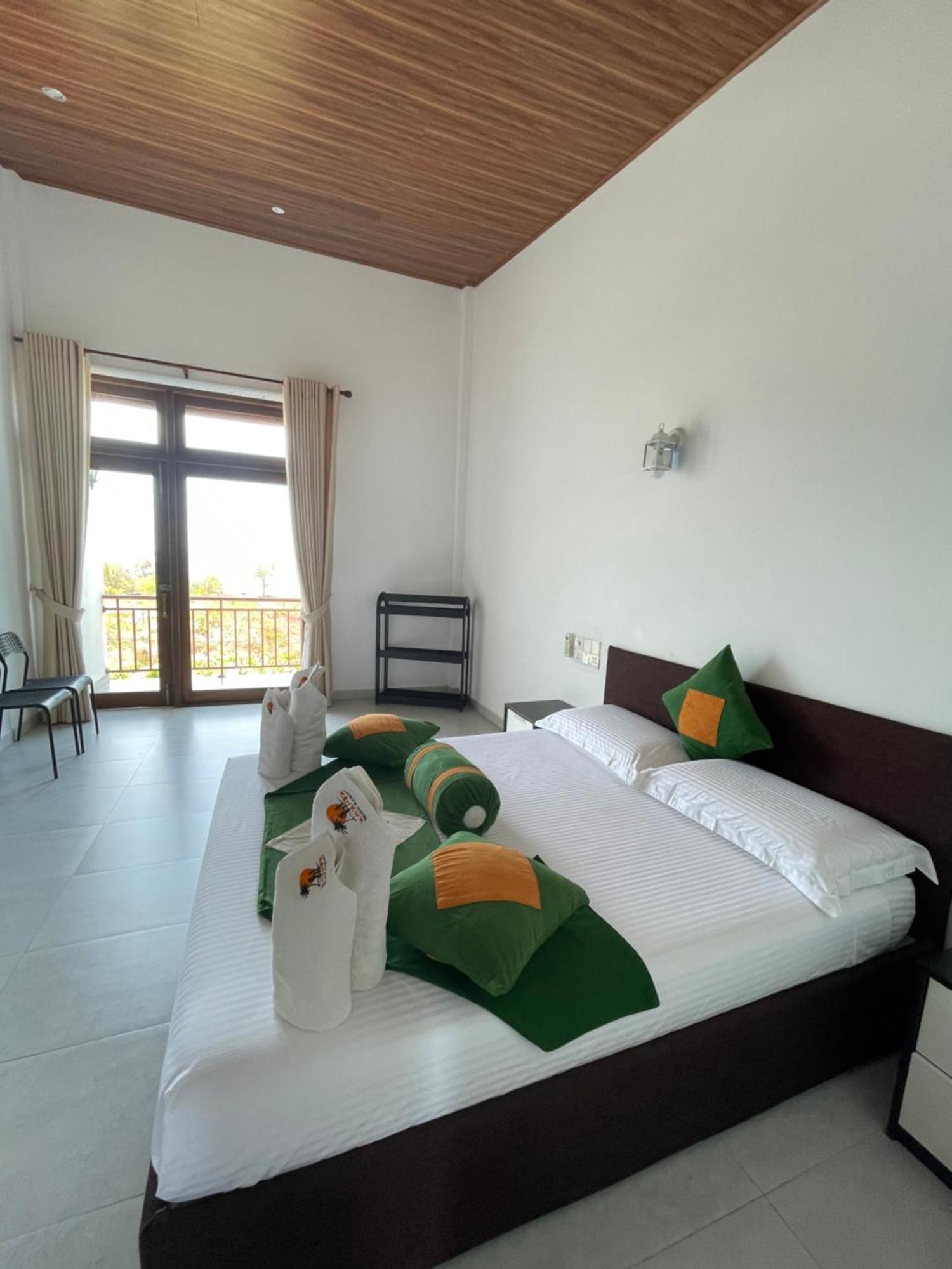 Amanda Beach Resort Passikudah Eksteriør bilde