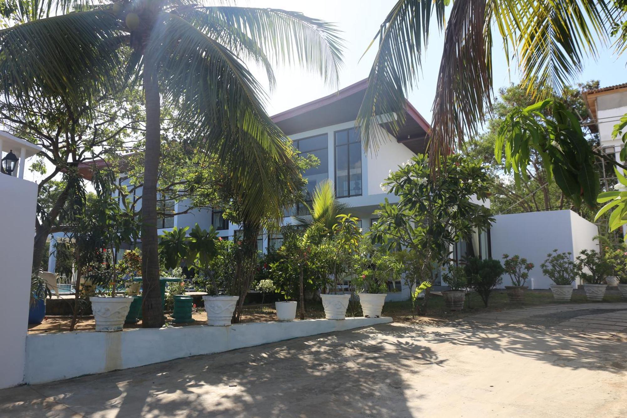 Amanda Beach Resort Passikudah Eksteriør bilde